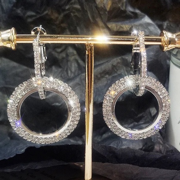 NEW Circle Sparkly Rhinestone Dangle Earrings, Silver or Rose Gold - STUNNING! - Picture 5 of 10